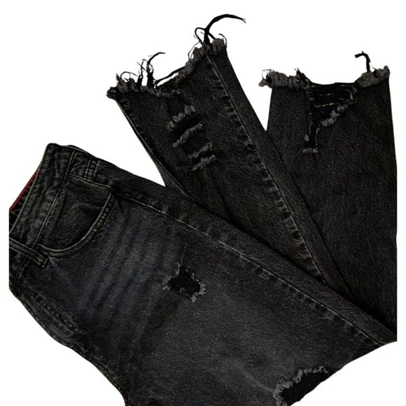 (5/$25) Fashion Nova High Rise Distressed Girlfriend Jeans-Washed Black Size 7 - Picture 3 of 6